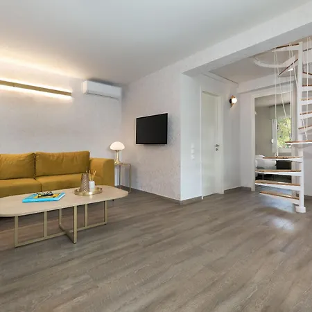 Vouliagmeni Stylish Homes By Blupine *