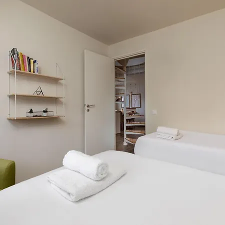 Apartamento Vouliagmeni Stylish Homes By Blupine