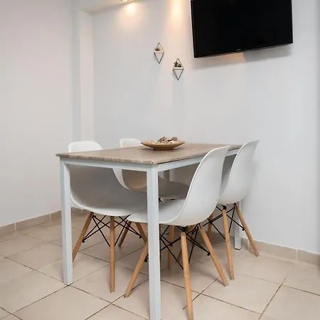 Vouliagmeni Stylish Homes By Blupine